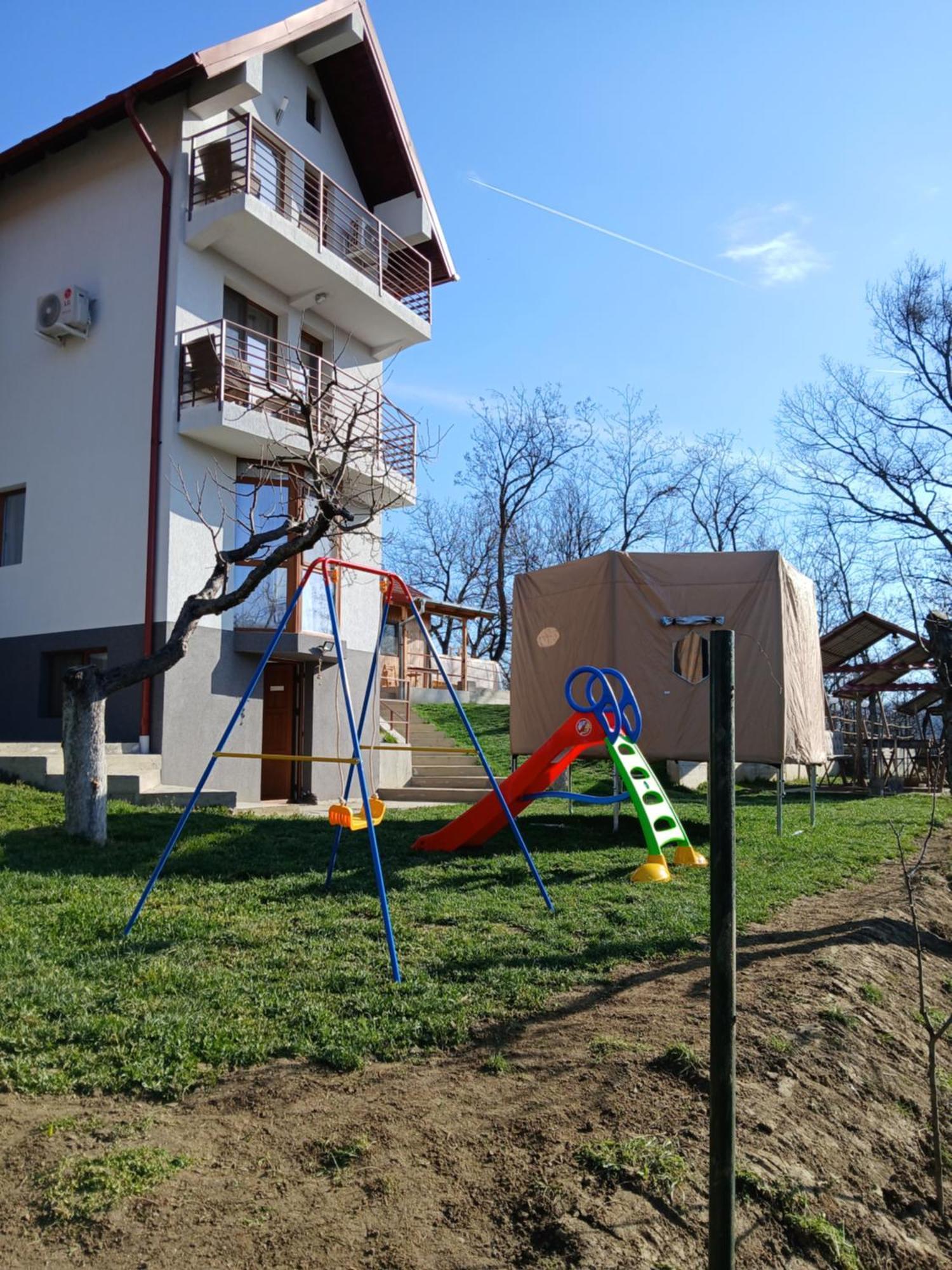 Perla Argesului, Ciubar, Piscina, Lift, Gratar, Cabana, Pensiuni, Hotel Cazare Transfagarasan Curtea De Arges Albestii de Arges Dış mekan fotoğraf