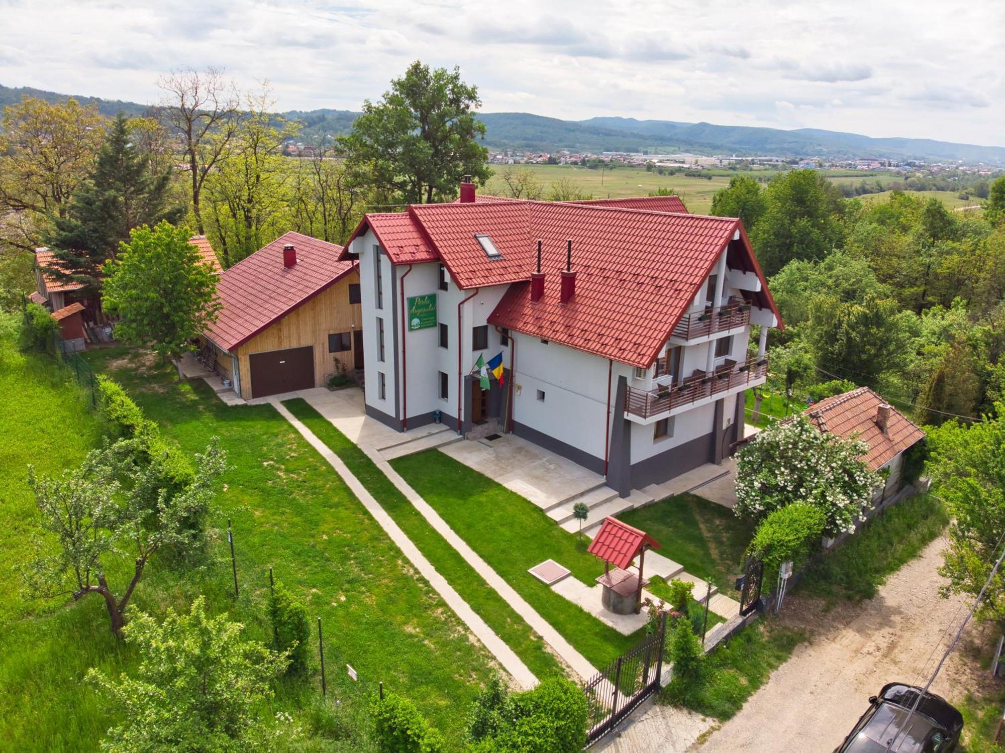 Perla Argesului, Ciubar, Piscina, Lift, Gratar, Cabana, Pensiuni, Hotel Cazare Transfagarasan Curtea De Arges Albestii de Arges Dış mekan fotoğraf