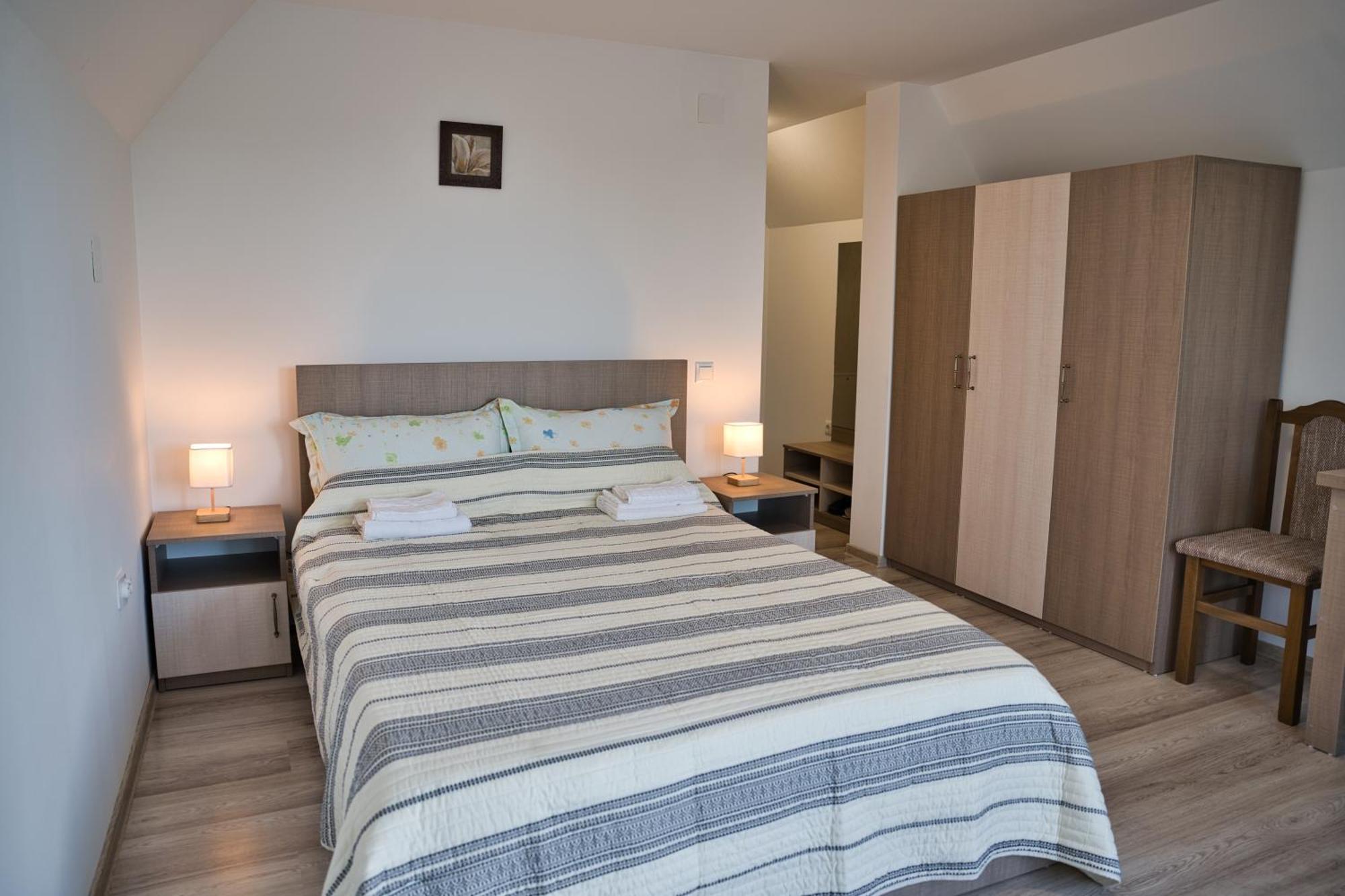 Perla Argesului, Ciubar, Piscina, Lift, Gratar, Cabana, Pensiuni, Hotel Cazare Transfagarasan Curtea De Arges Albestii de Arges Dış mekan fotoğraf
