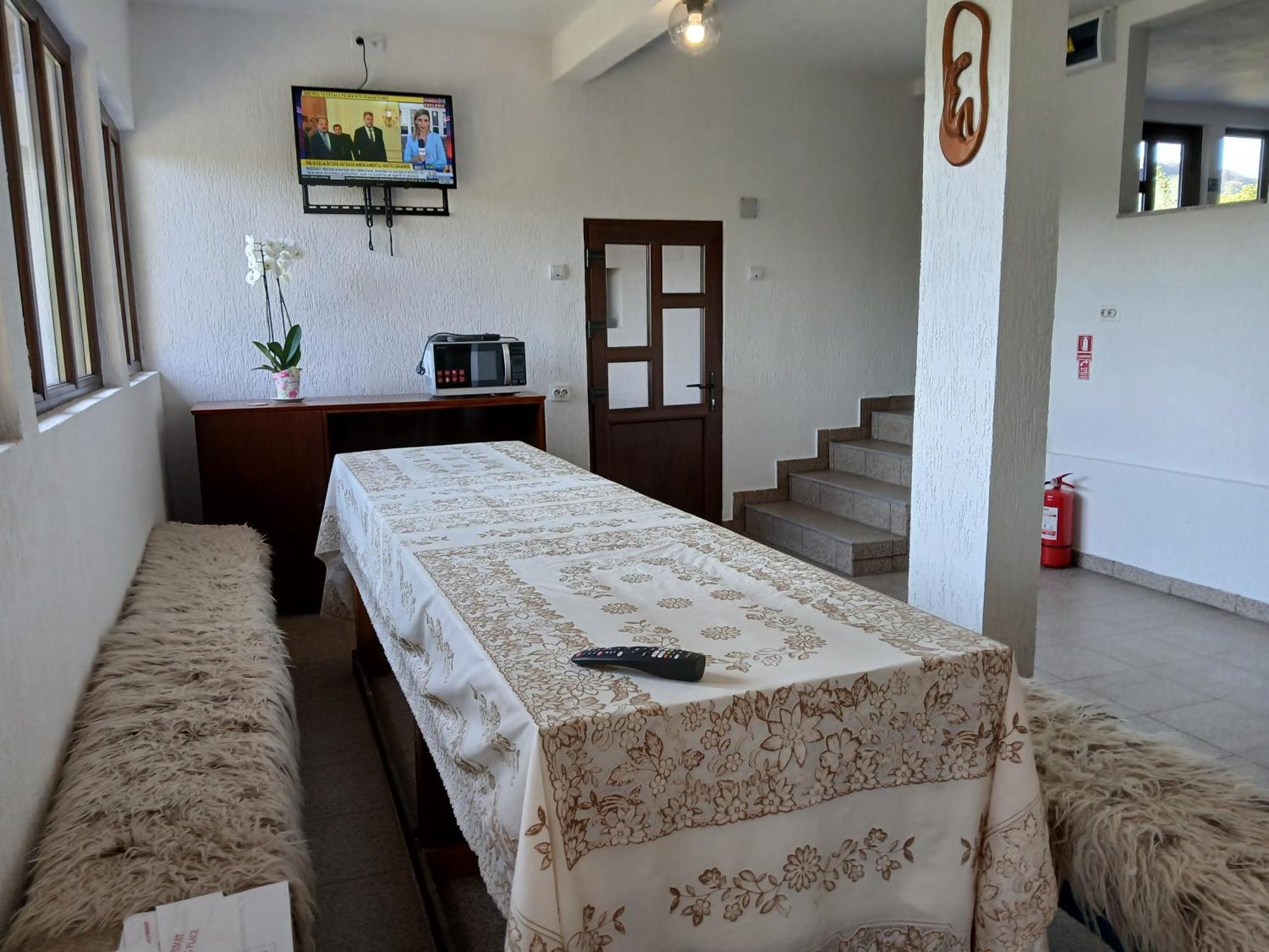 Perla Argesului, Ciubar, Piscina, Lift, Gratar, Cabana, Pensiuni, Hotel Cazare Transfagarasan Curtea De Arges Albestii de Arges Dış mekan fotoğraf